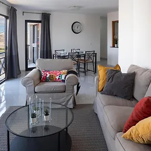https://mc-apartaments.in-canary-islands.com